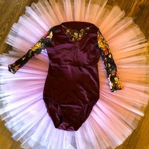 Class In leotard size Medium